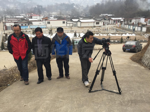 摄制组奔赴成县拍摄宣传片《大地的诗篇》